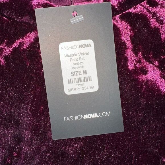 Fashion Nova Burgundy Medium Velvet Pant Set - Picture 12 of 12